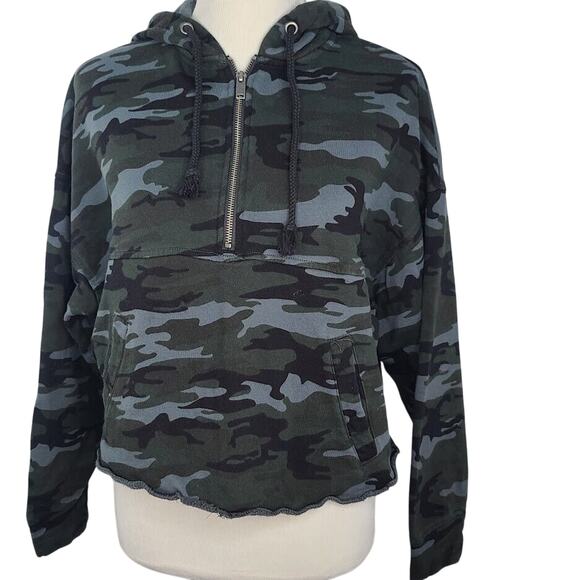 Sanctuary Crop Hoodie Sweatshirt Black Gray Camo XS Oversized Boxy 1/2 Zip - Picture 11 of 11